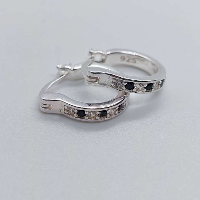 MICROPAVE-BLANCO-Y-NEGRO-1